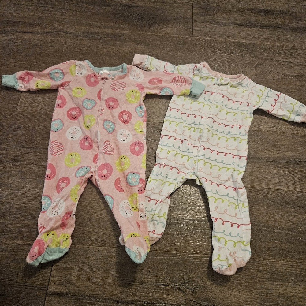 2 Pack! Onesie Sleepers, 3-6 Months.